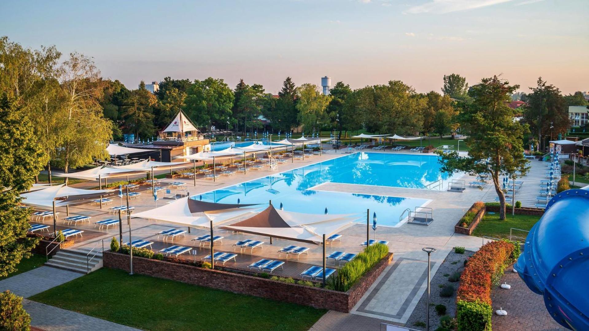 Auberge de jeunesse Dominant With Free Parking For Preregistered Drivers & Garage With Cctv *